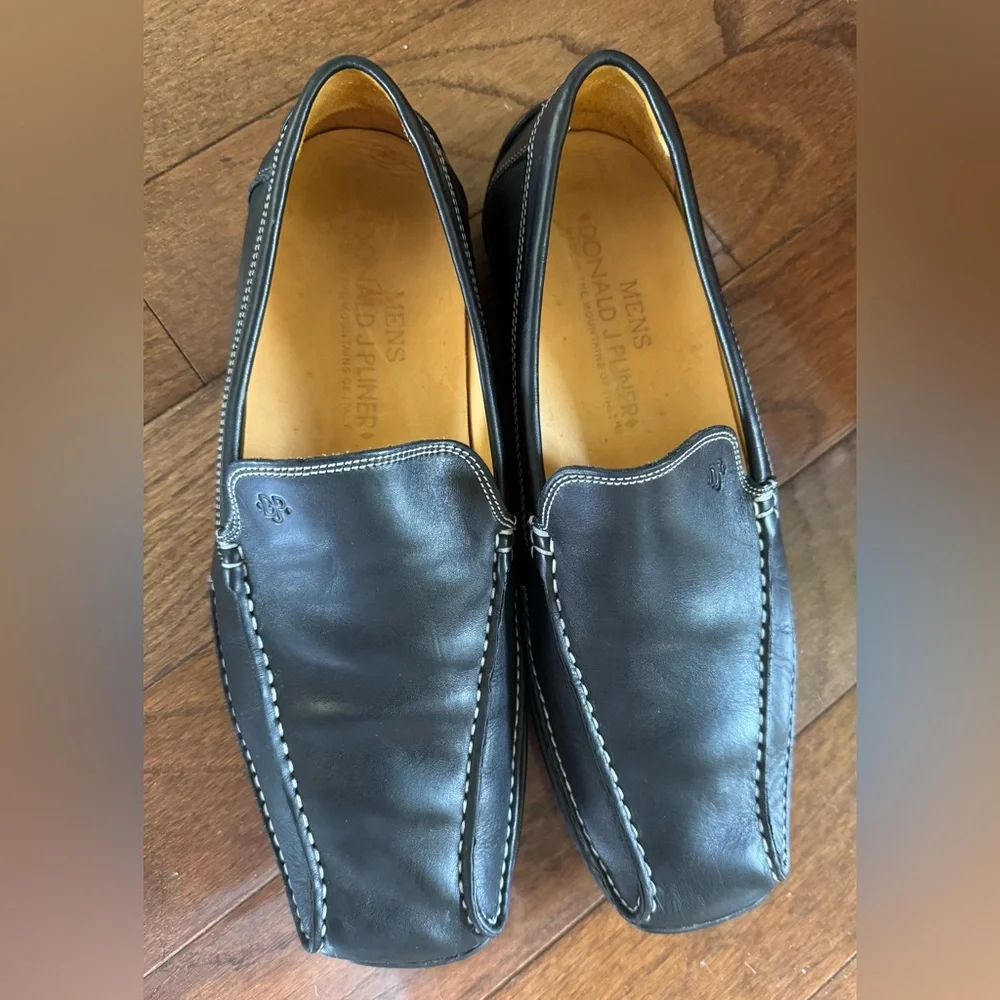 Donald J Pliner Men’s Eive Driver/ Loafer Size 9 Made in the Mountains of Italy